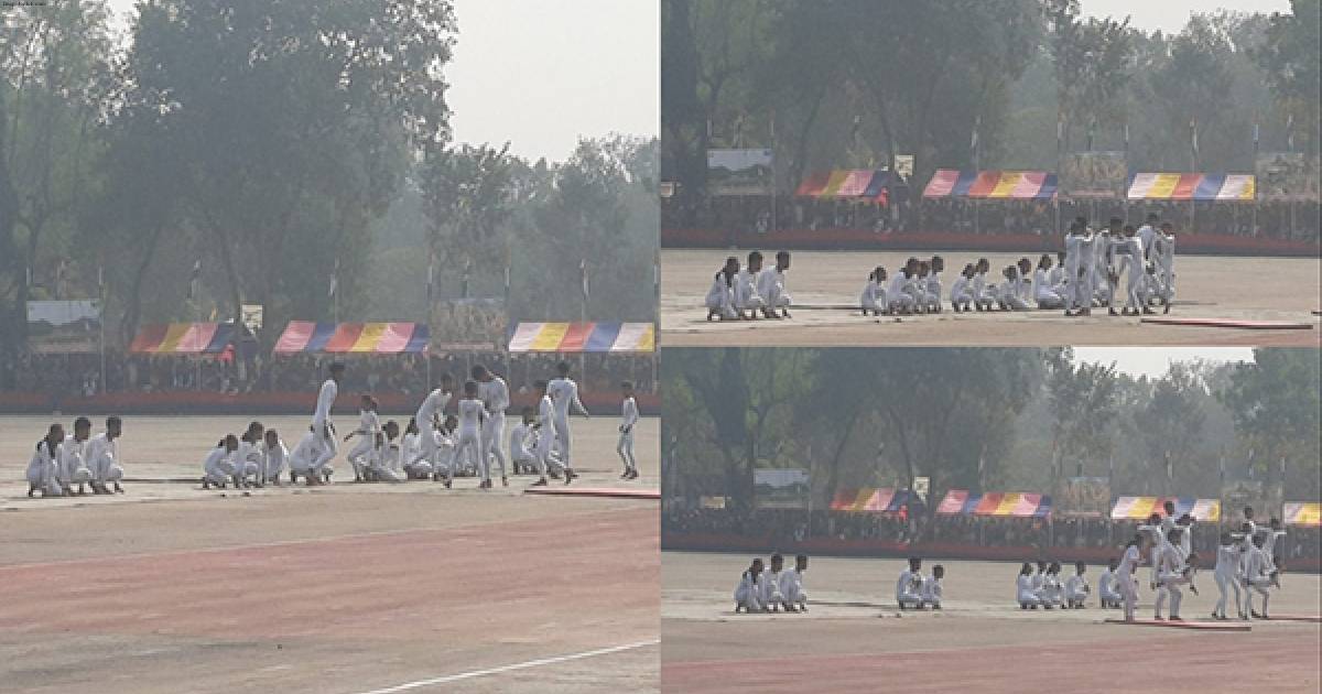 Amit Shah announces cash award for rural children who performed Yoga on BSF's 59th Raising Day